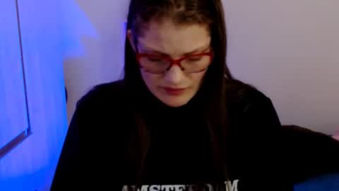Snapshot of camila_ventura chatting on 02-12-26, 09:32 Camila ventura online show from 02-12-26, 09:32