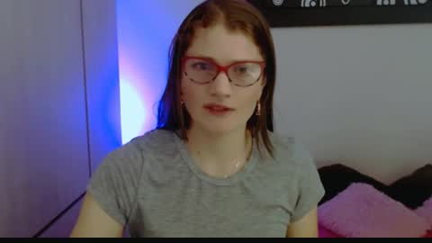 Snapshot of camila_ventura chatting on 05-11-26, 01:06 Camila ventura online show from 05-11-26, 01:06