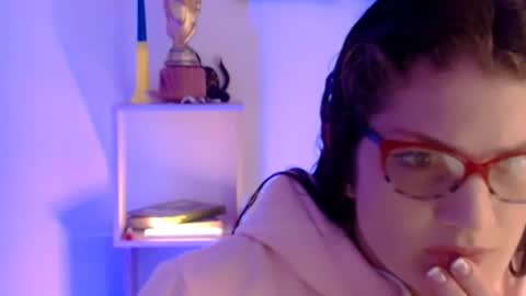 Camila ventura online show from 07-02-26, 12:11
