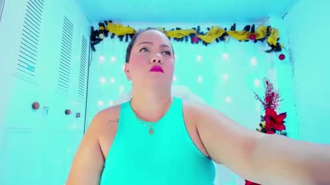 Snapshot of camilaa_foxxx chatting on 12-29-24, 10:03 camilaa foxxx online show from 12-29-24, 10:03