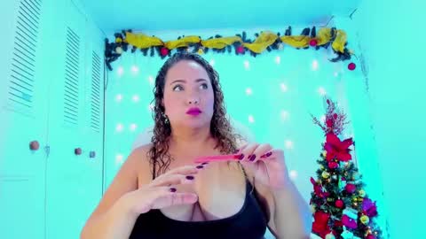 Snapshot of camilaa_foxxx chatting on 01-03-25, 06:24 camilaa foxxx online show from 01-03-25, 06:24