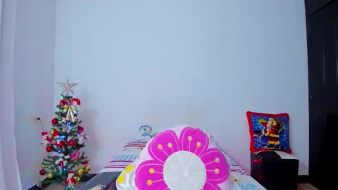 camilaa foxxx online show from 12-16-25, 07:08