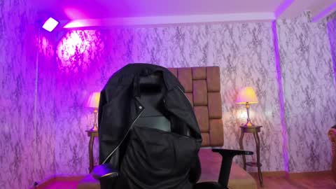 Snapshot of camilaachain chatting on 02-11-25, 11:33 online show from 02-11-25, 11:33