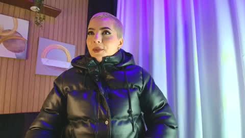 Snapshot of camilaachain chatting on 11-20-25, 05:18 online show from 11-20-25, 05:18