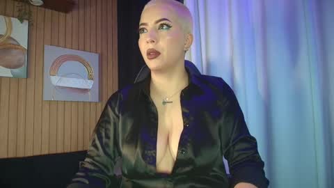 Snapshot of camilaachain chatting on 12-16-25, 05:34 online show from 12-16-25, 05:34