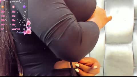 camila benitez online show from 05-18-26, 12:18