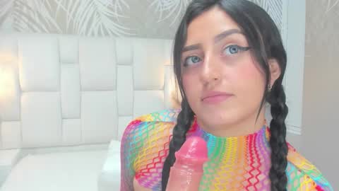 Camila  online show from 02-15-26, 07:51