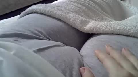 flash 50 tokens BIG CLIT  tits pussy. masturbation big clit 150 tokens fingers inside pussy 1000 tk  pump big clit 300 tk online show from 02-15-26, 06:59