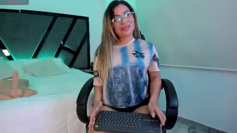 camila preston online show from 07-24-26, 11:36