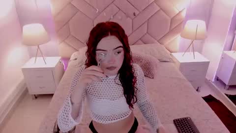 Camila  online show from 01-12-25, 02:09