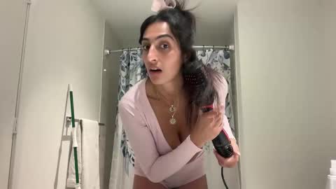 camiliakxoxo online show from 01-06-26, 12:31