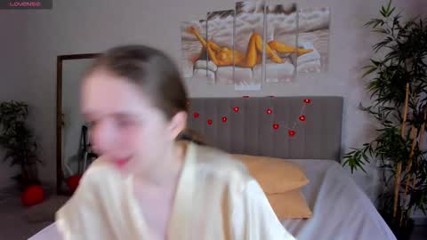 Camilla online show from 02-17-26, 01:24