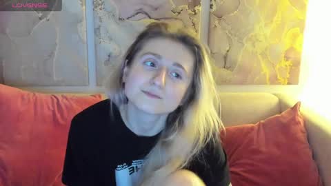 camilladreamer online show from 04-17-26, 06:00