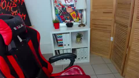 Snapshot of camilladreamer chatting on 07-09-26, 10:47 camilladreamer online show from 07-09-26, 10:47