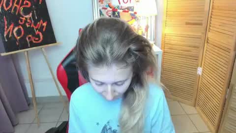 Snapshot of camilladreamer chatting on 07-12-26, 11:29 camilladreamer online show from 07-12-26, 11:29