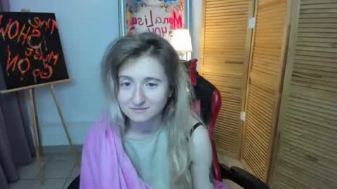 Snapshot of camilladreamer chatting on 07-24-26, 10:19 camilladreamer online show from 07-24-26, 10:19