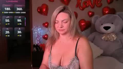 Snapshot of camille_game chatting on 07-14-26, 09:36 Camille Game online show from 07-14-26, 09:36