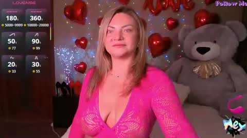 Snapshot of camille_game chatting on 07-28-26, 10:42 Camille Game online show from 07-28-26, 10:42