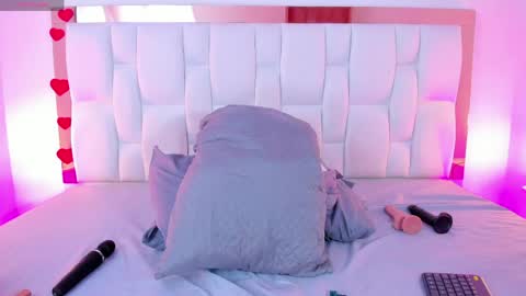 Camille online show from 03-26-26, 02:55