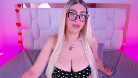 Camille online show from 04-21-26, 12:44