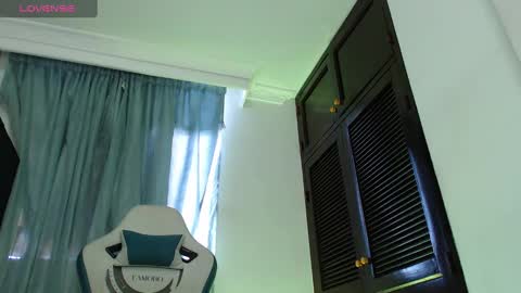 Snapshot of camilo_contre21 chatting on 12-04-24, 09:24 camilo_contre21 online show from 12-04-24, 09:24