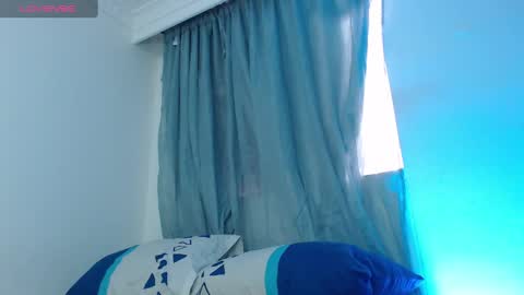 Snapshot of camilo_contre21 chatting on 01-09-25, 08:11 camilo_contre21 online show from 01-09-25, 08:11