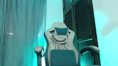 Snapshot of camilo_contre21 chatting on 02-25-25, 10:50 camilo_contre21 online show from 02-25-25, 10:50