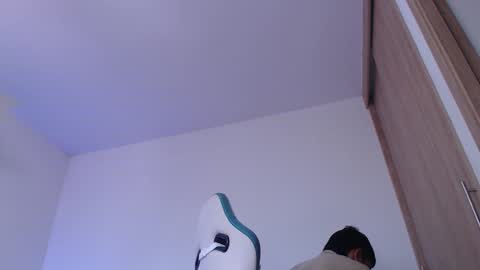 camilo_contre21 online show from 03-25-26, 07:31