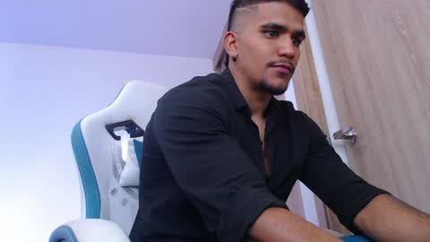 camilo_contre21 online show from 03-31-26, 06:19
