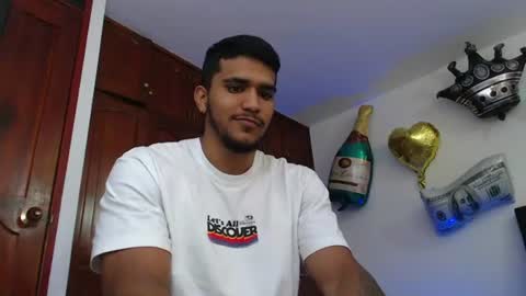 camilo_contre21 online show from 07-21-26, 07:27
