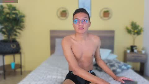 camilo_santoss online show from 05-28-26, 12:24