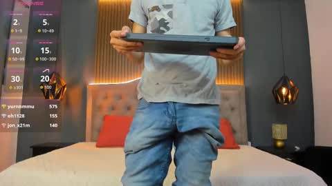 Camilo online show from 09-28-25, 03:23