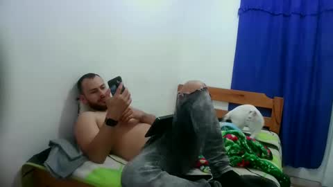 Snapshot of camiloex chatting on 12-07-24, 11:23 Camilo online show from 12-07-24, 11:23