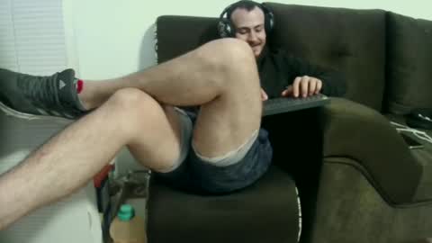 Snapshot of camiloex chatting on 12-10-24, 04:13 Camilo online show from 12-10-24, 04:13