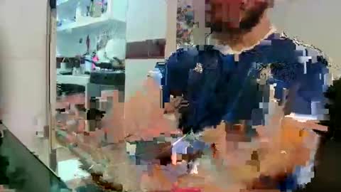 Snapshot of camiloex chatting on 12-10-24, 10:26 Camilo online show from 12-10-24, 10:26