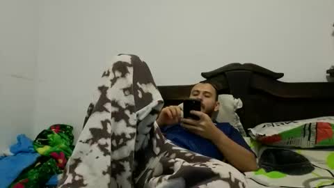 Snapshot of camiloex chatting on 10-20-25, 07:03 Camilo online show from 10-20-25, 07:03