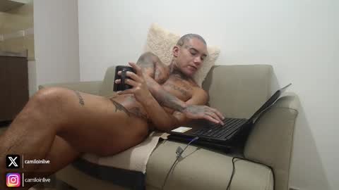 camiloinlive online show from 10-31-25, 02:29