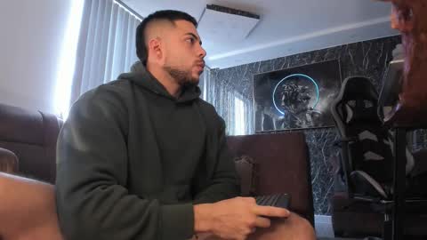 Camilo Watson online show from 10-30-25, 01:23