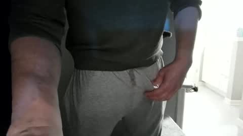 cammyman6900 online show from 04-30-26, 03:57