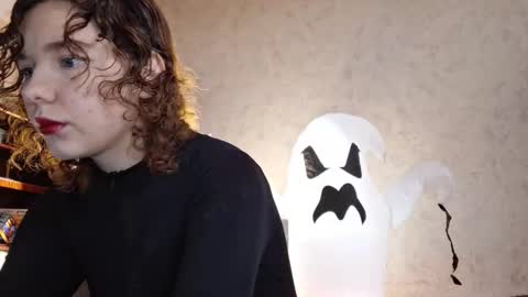 cammyrose_ online show from 10-19-25, 11:44
