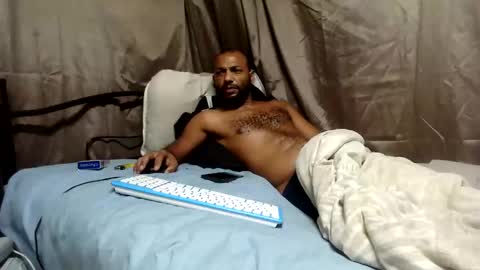 Snapshot of camopiel chatting on 04-08-26, 02:11 camopiel online show from 04-08-26, 02:11