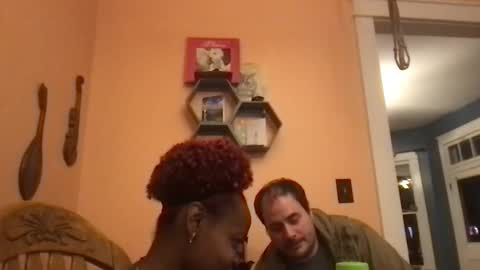 Snapshot of camunity chatting on 04-01-26, 01:28 camunity online show from 04-01-26, 01:28