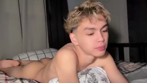 Snapshot of camwithethan chatting on 02-27-26, 08:03 Ethan online show from 02-27-26, 08:03