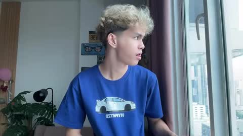 Snapshot of camwithethan chatting on 03-08-26, 05:22 Ethan online show from 03-08-26, 05:22