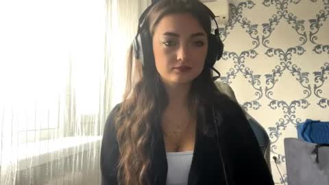 Kate online show from 10-31-25, 08:04