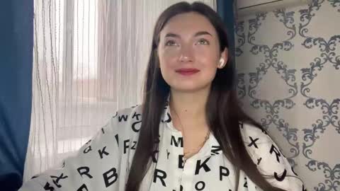 Kate online show from 11-20-25, 08:25