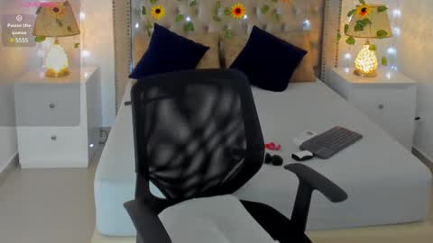 Snapshot of candiegilson__ chatting on 03-07-25, 05:49 Candie online show from 03-07-25, 05:49