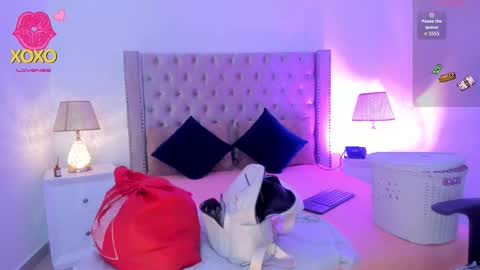 Snapshot of candiegilson__ chatting on 11-16-25, 12:33 Candie online show from 11-16-25, 12:33