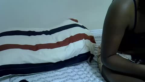 candiemaya online show from 10-30-25, 03:30