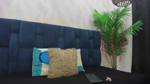 candise online show from 12-02-25, 10:38